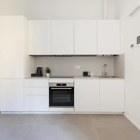 Corso Vercelli Cosy&Bright Studio-2